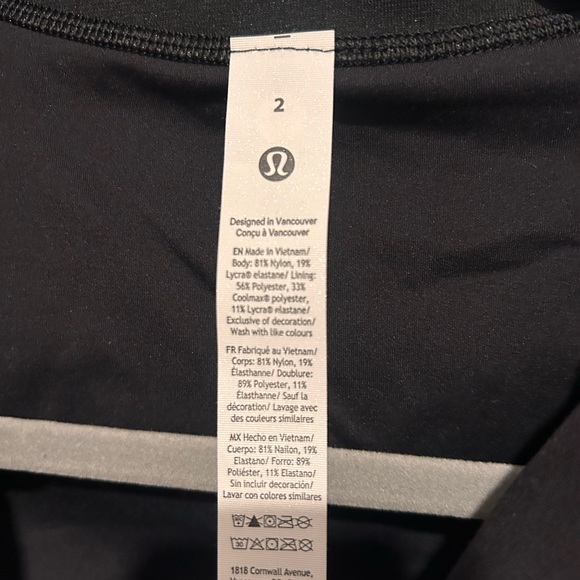 Lululemon Defined cropped jacket *nulu size 2 - Picture 3 of 6